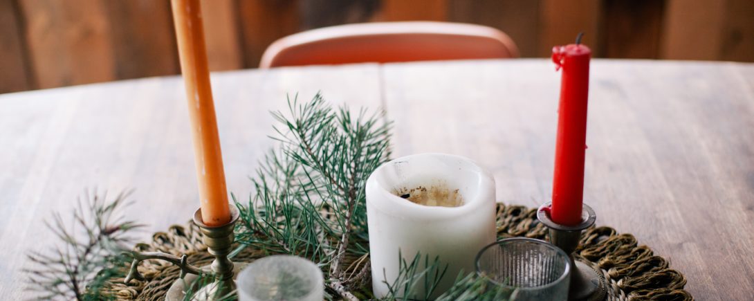 7 Simple Holiday Decorating Ideas That Your Guests Will Love